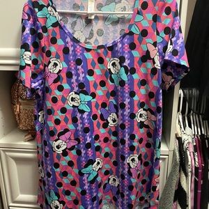Lularoe Disney Minnie Classic T Large